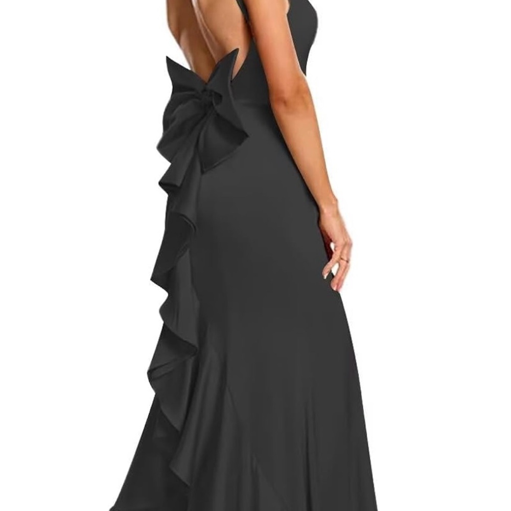 Elegant Black Evening Gown